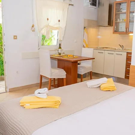 Eleonora Apartments Zadar Buitenkant foto