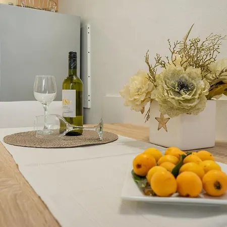 Eleonora Apartments Zadar Buitenkant foto
