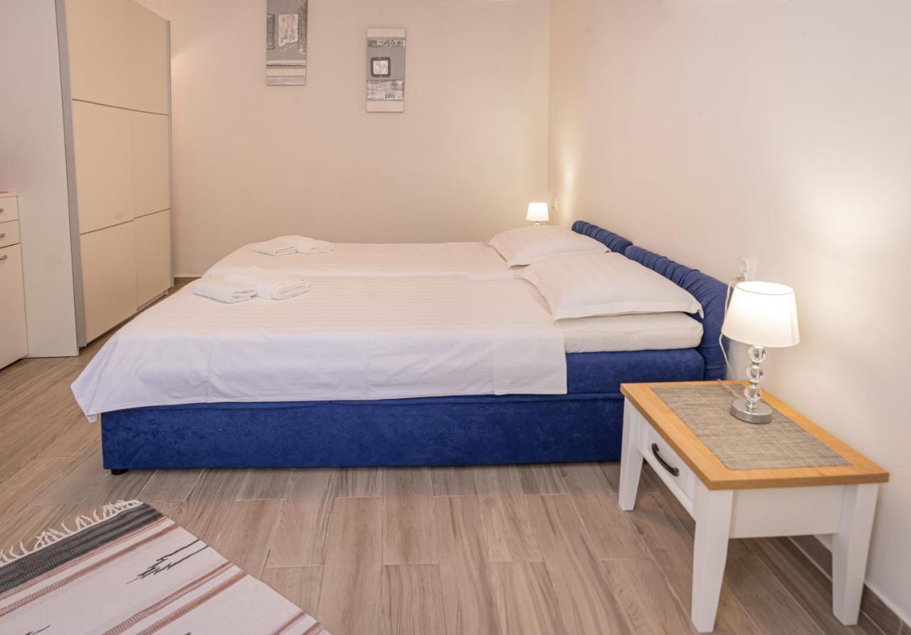 Eleonora Apartment