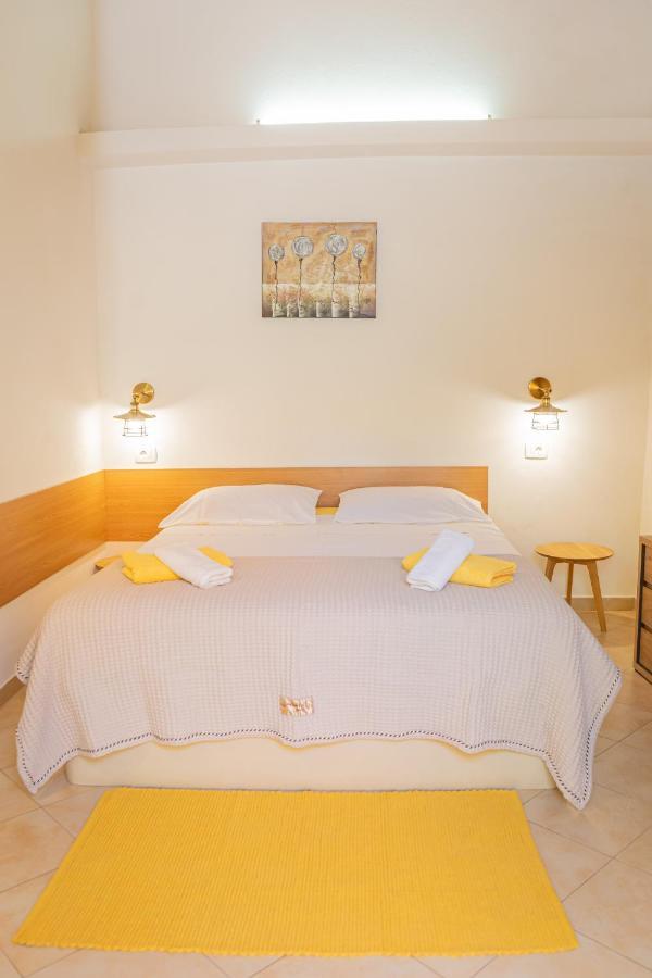 Eleonora Apartment *